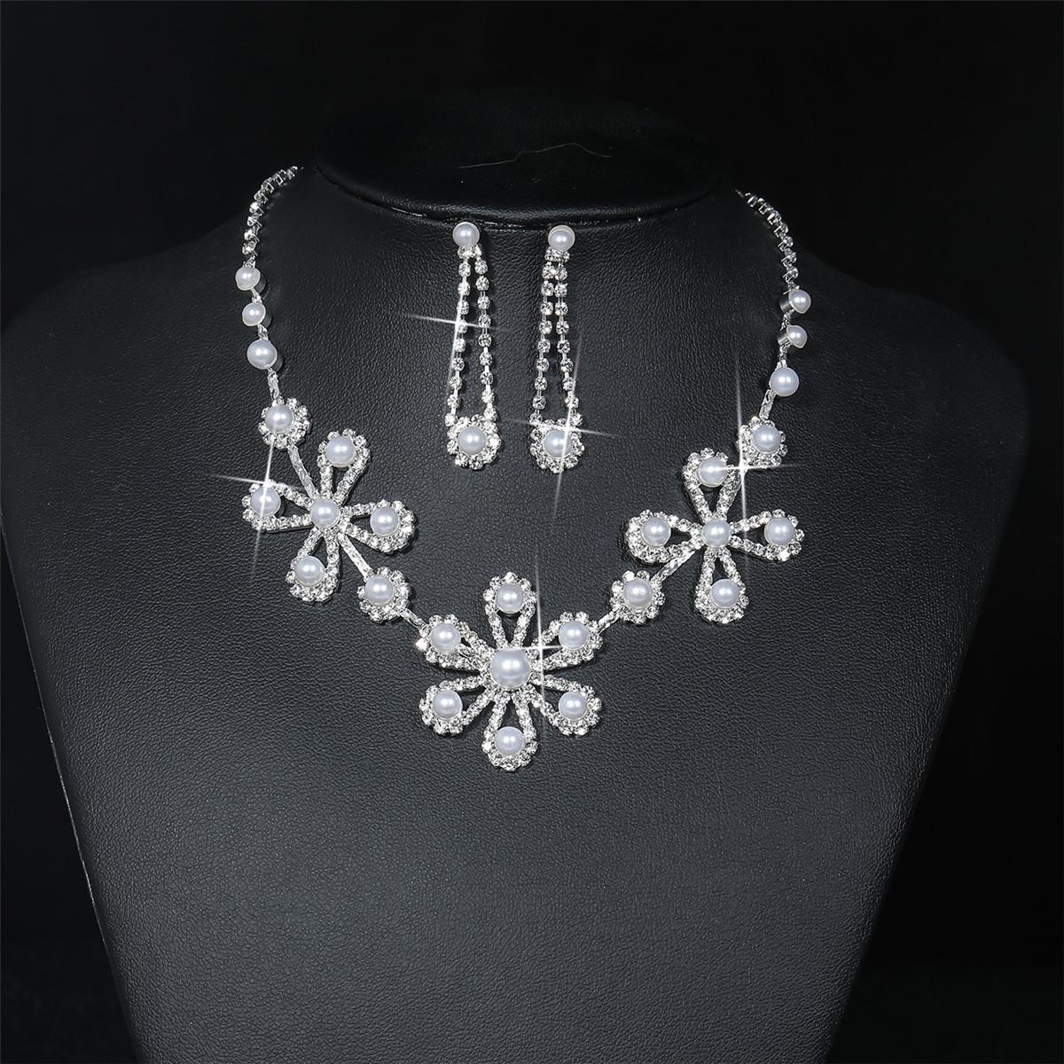 

Luxury high-end super flash snowflake pearl rhinestone necklace earrings two-piece set fashion jewelry