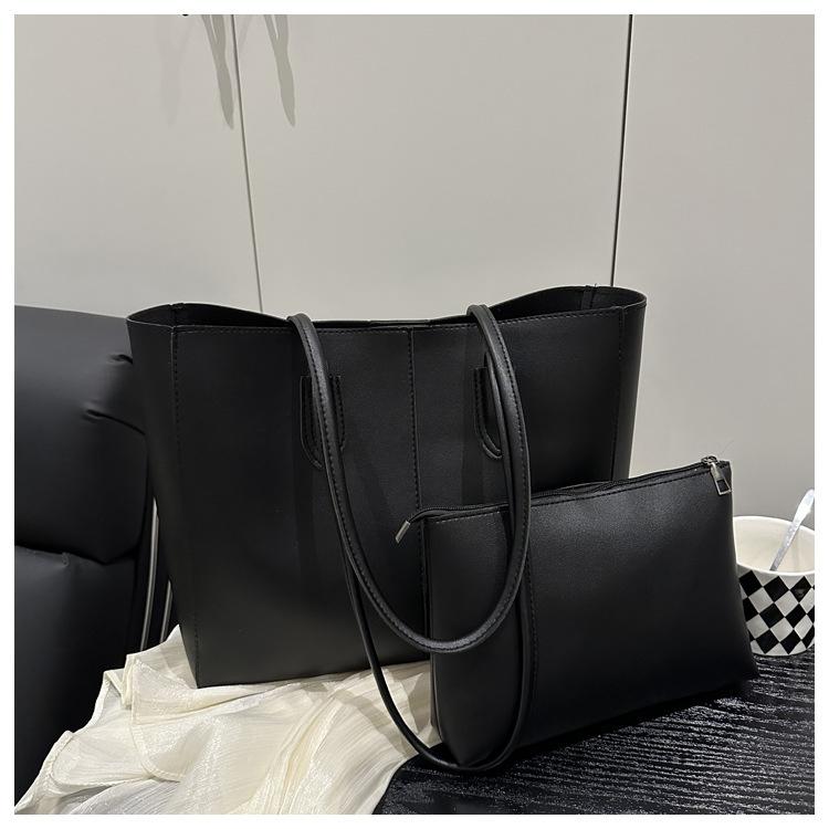 

Vintage tote bag women s 2025 new trendy fashion Korean commuter bag splicing ins large-capacity shoulder bag