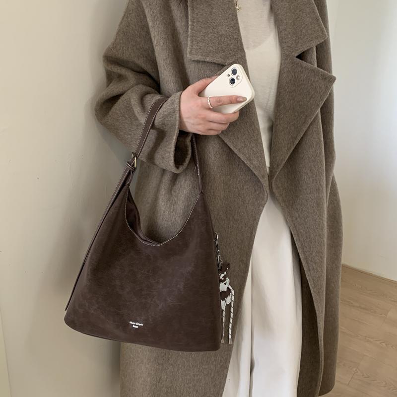 Large Capacity Tote Bag Women's Commuter Shoulder Bag Underarm Bag