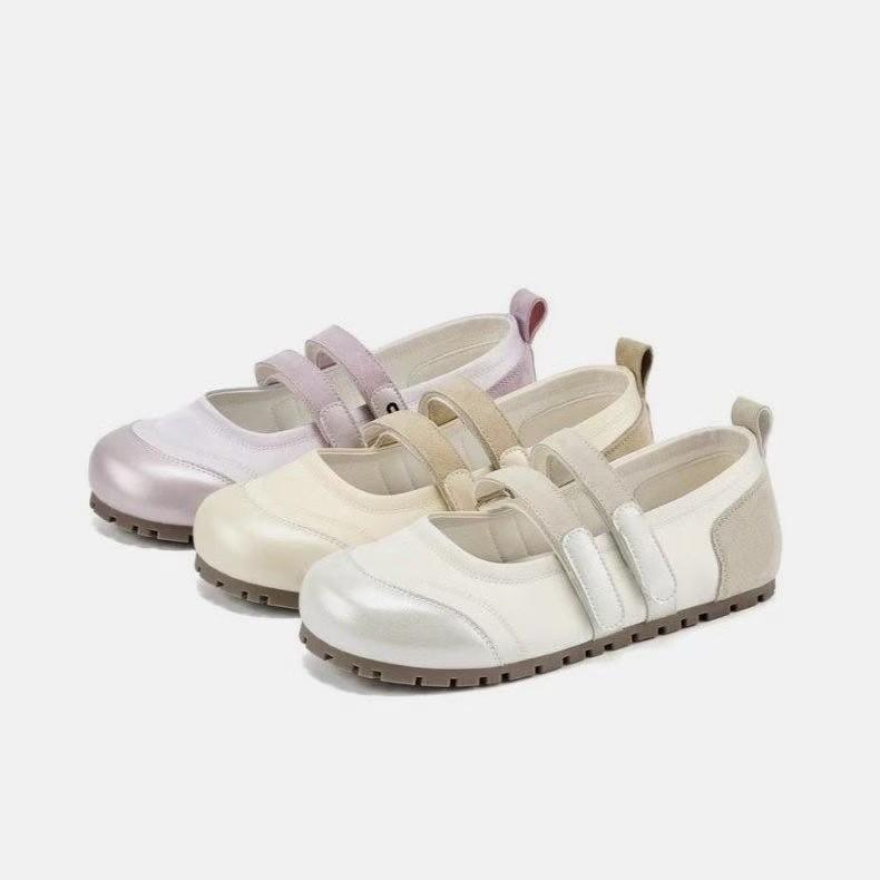 Retro ugly cute flat-soled single shoes women's autumn new niche versatile Velcro one-word buckle Mary Jane shoes