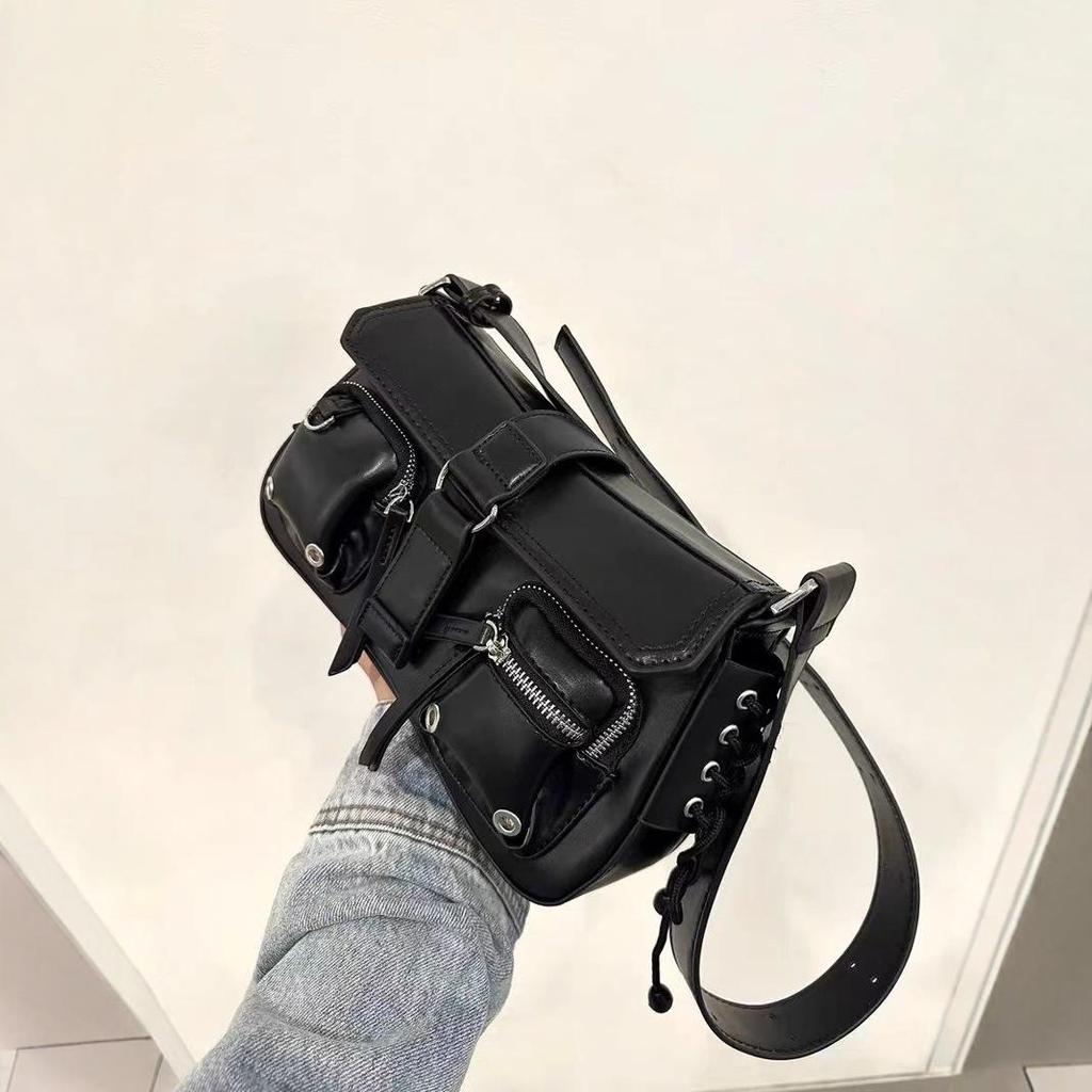 Trendy Textured Underarm Motorcycle Baguette Bag for Women 2025 – Versatile Crossbody and Shoulder Design