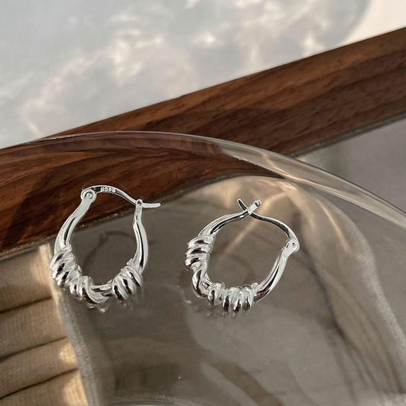 Simple geometric twist earrings, women s fashion temperament, creative earrings, ins niche design, earrings, trend
