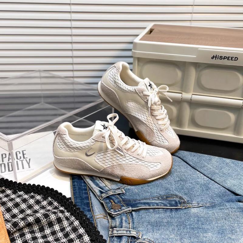 Mesh Breathable Color Matching Casual Sports Shoes 2025 New Flat-bottomed German Training Shoes Women's Versatile Board Shoes Trendy Shoes Women