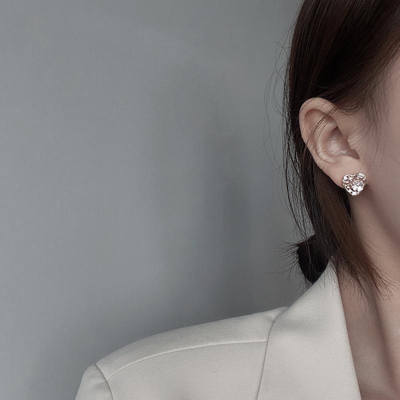 New Korean Style Contracted Heart Pearl Earrings For Women Sweet Flower Zircon Geometric Stud Earring Party Jewelry