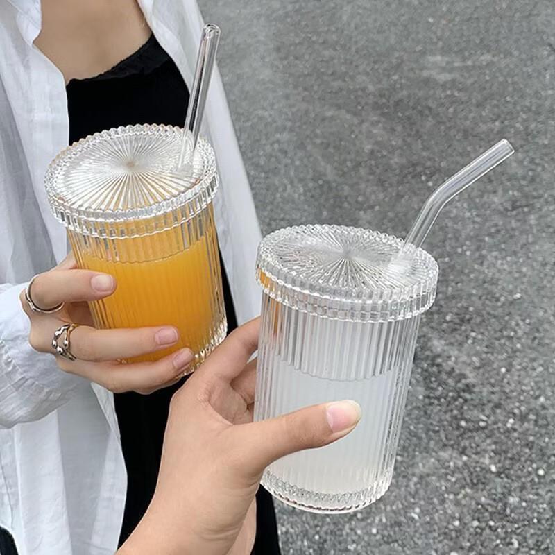 OLOEY Aesthetic Vertical Stripe Glass Beverage Cup with Curved Straw