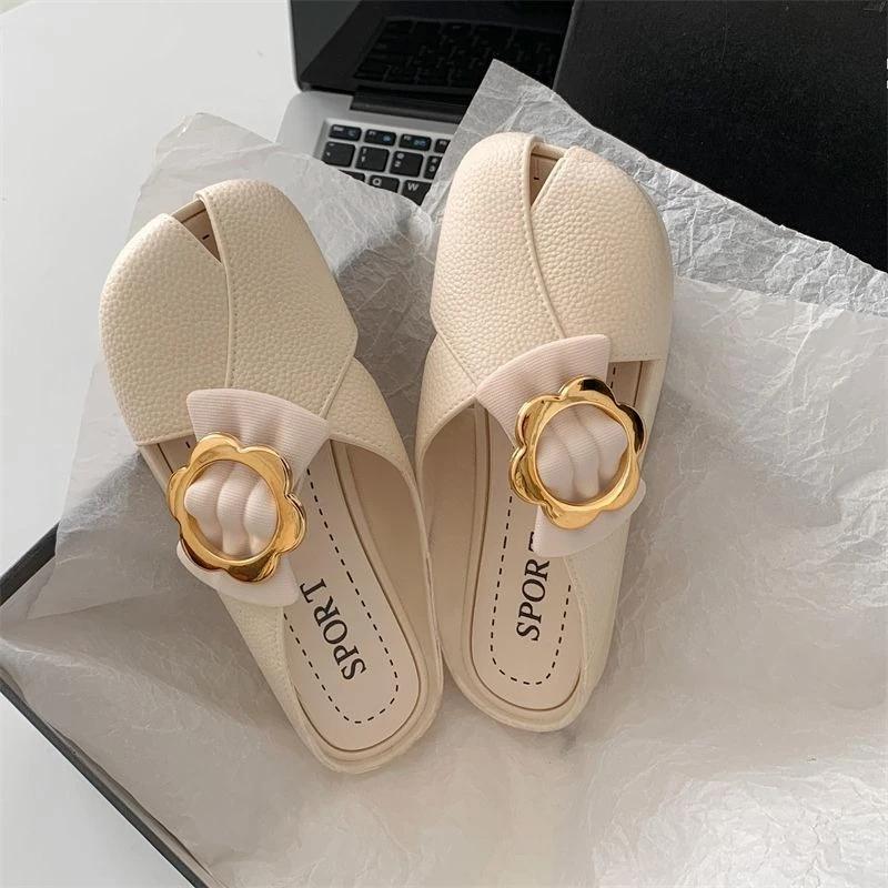 Fashion Home With Heel Shoes Stylish Pvc 2025 Trend Women's Slippers and Ladies Sandals On Promotion Clappers Unique Top Designs Slides