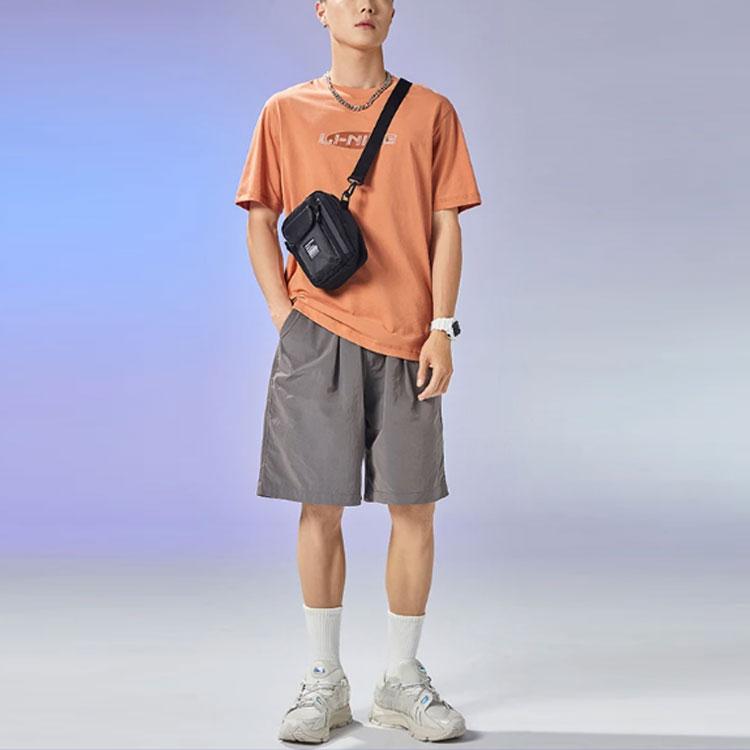 Li Ning Sports Basketball Series All Things Self-Growth Theme Printed Sports Short Sleeve T-Shirt Men T-Shirts Chestnut-Brown AHSR367-3