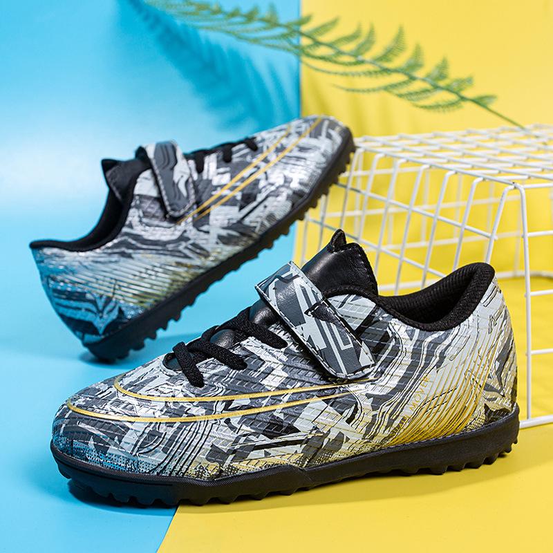 Buckle magic buckle free lace-up children's football shoes rubber broken nails training sole sneakers tf youth children students