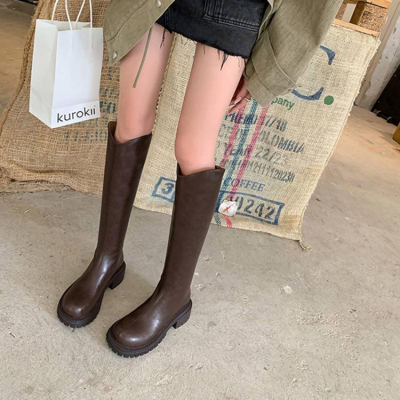 New round head versatile Martin boots leather medium heel large size women's boots round head autumn and winter solid color leather high boots