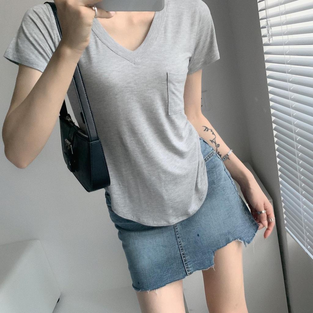 Pure Desire Wind Short-sleeved V-neck T-shirt Women's Summer New Loose and Careful Machine Pocket Top