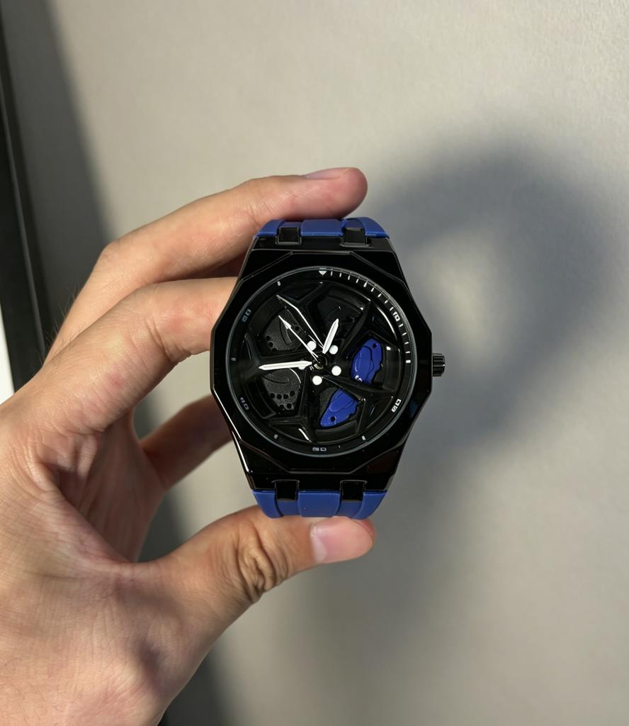 Men's wheel watch 3D rotating wheel hub brake caliper design a fashionable and creative gift for car enthusiasts