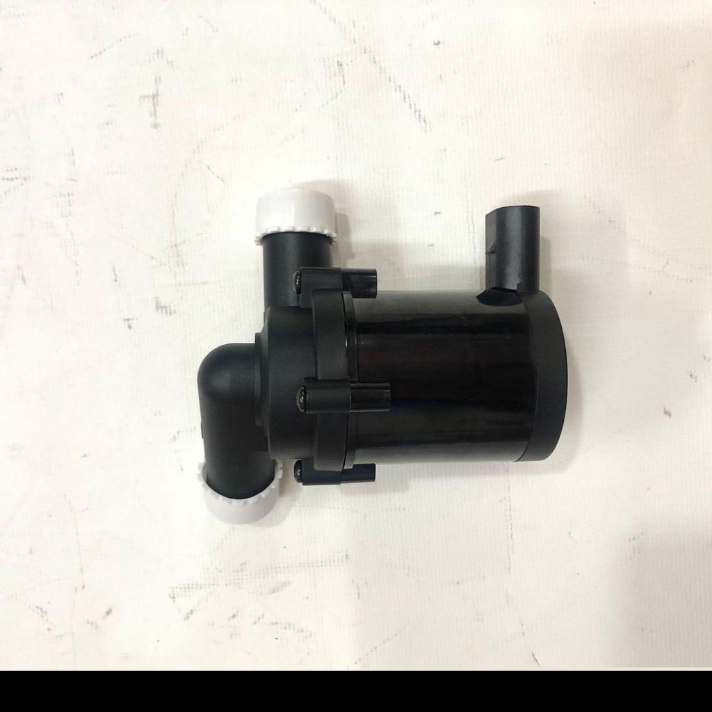 Volkswagen Touareg 7L0965561D Auxiliary Coolant Water Pump Available