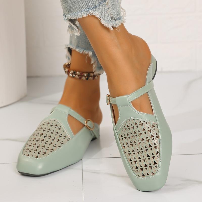 Fashion Hollow Out Closed Toe Flat Sandals Women Buckle Decor Soft Sole Non Slip Mules Slippers Summer Light Comfort Platform Beach Shoe