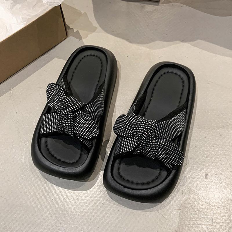 Korean version of Internet celebrity muffin bottom cool slippers women wear versatile comfortable knotted sandals 2025 summer new one-word drag