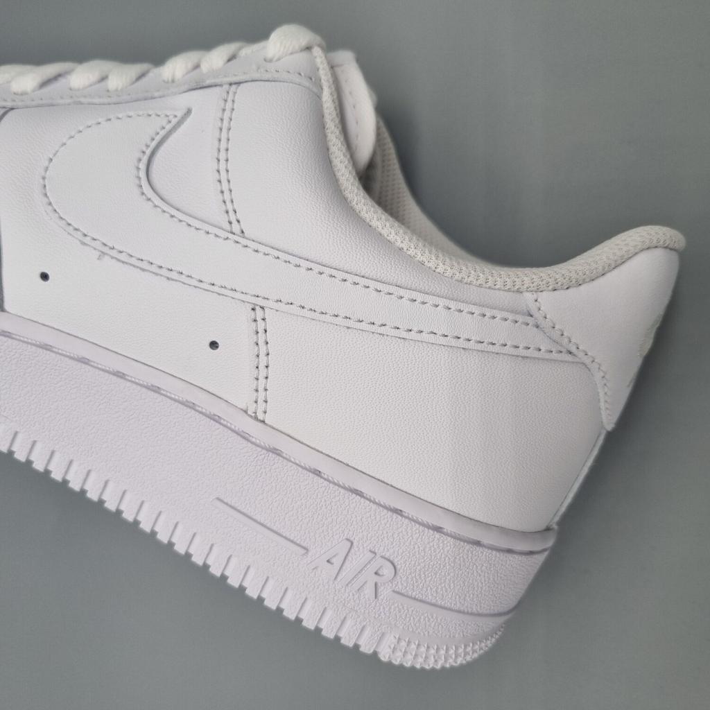 Кроссовки Nike Air Force 1 '07 (CW2288-111) white/white
