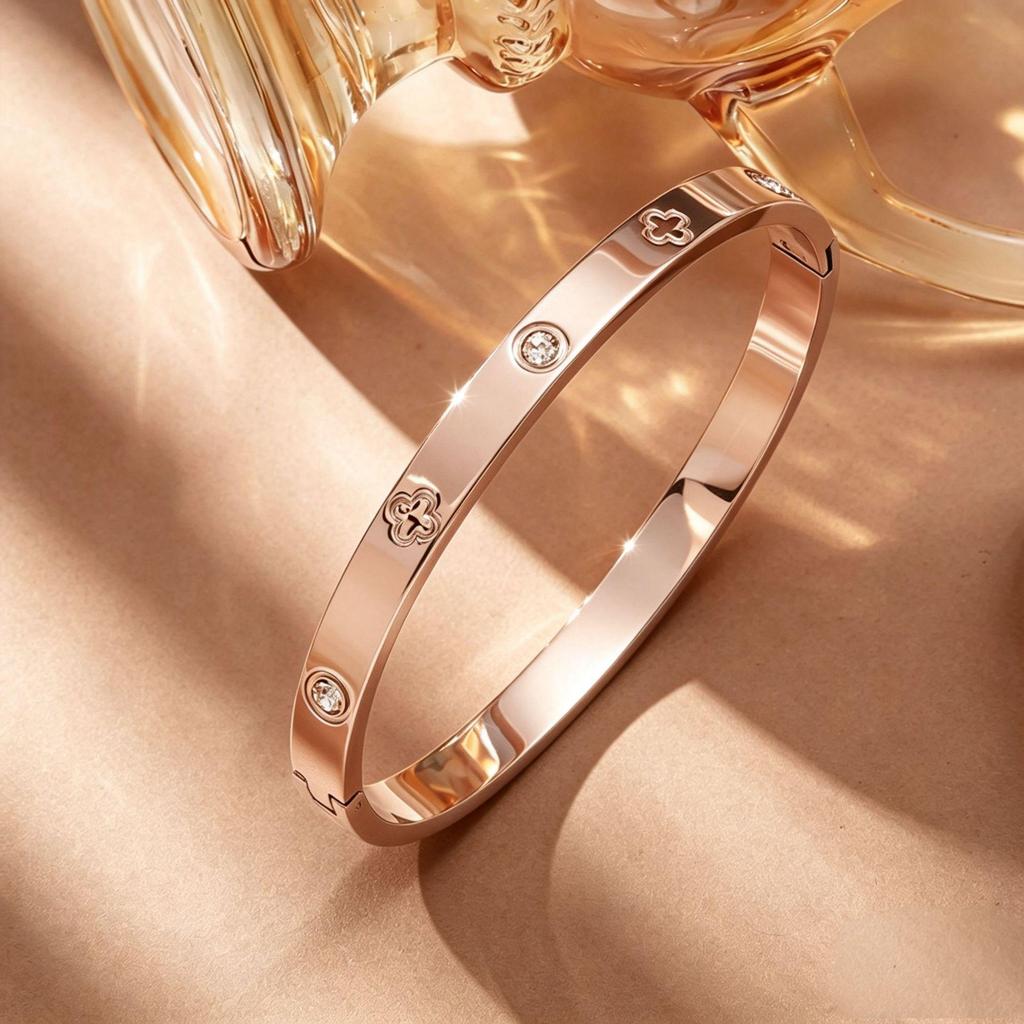 Elegant Titanium Steel Four-leaf Clover Diamond Bracelet