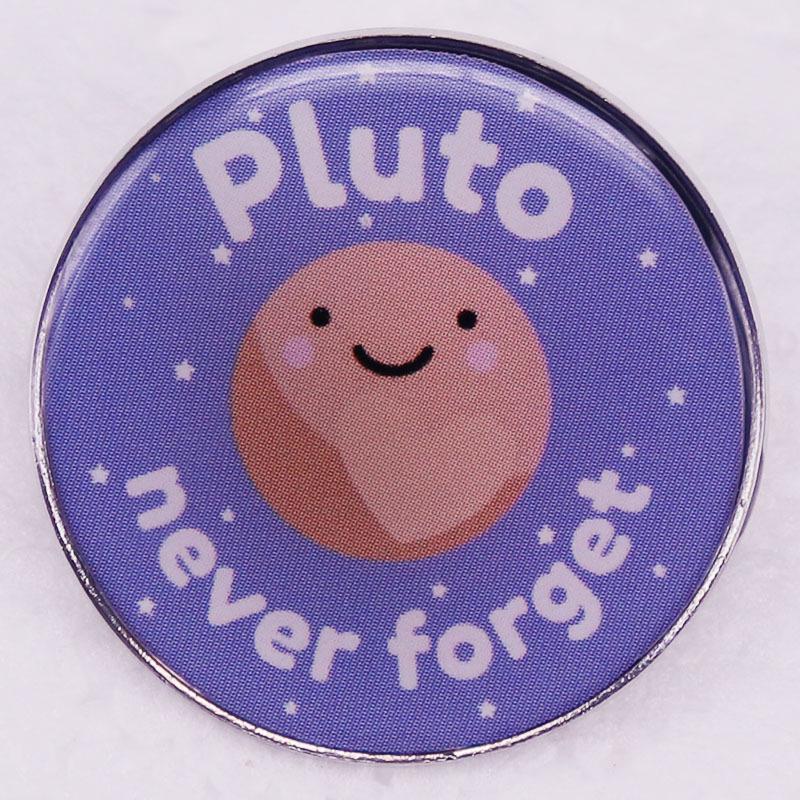 

Adorable Pluto Dwarf Planet Brooch - Funny Celestial Body Badge for Astronomy Lovers