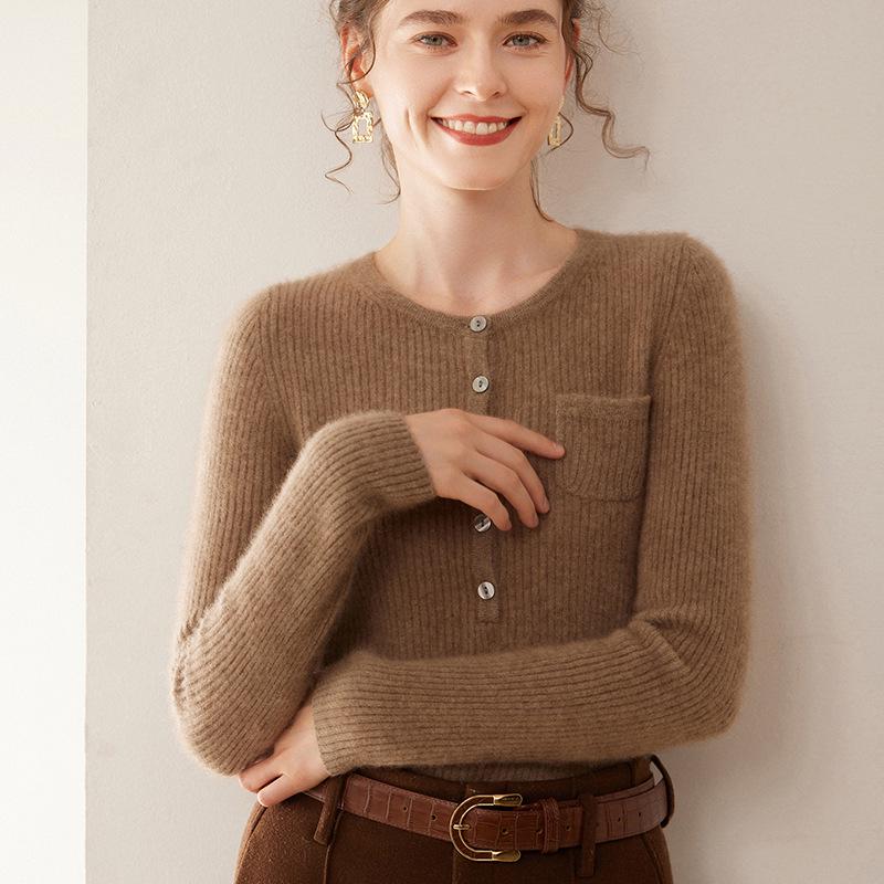 Women's Cashmere Ribbed Pullover Sweater – Round Neck with Buttons and Pockets, Autumn/Winter Collection