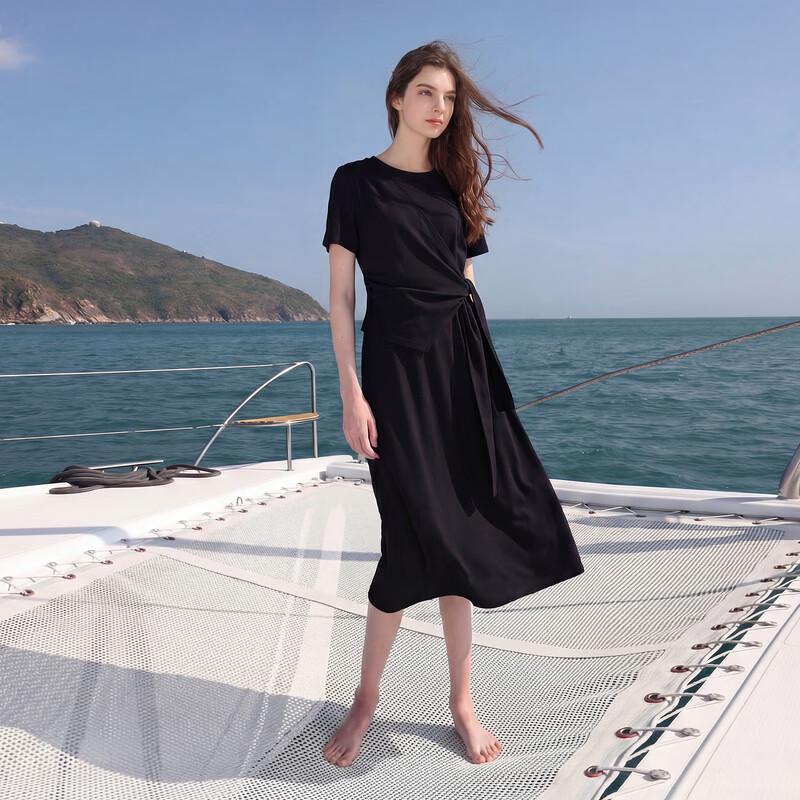 Sancai Plus Size Round Neck Knitted Long Dress with Twist Waist