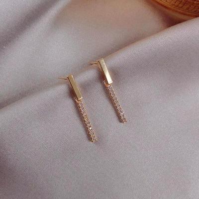 Elegante 2023 Quasten Zirkon Ohrringe: Japanische & Koreanische Mode, Leichter Luxus Gold, Silbernadel-Design für Frauen.