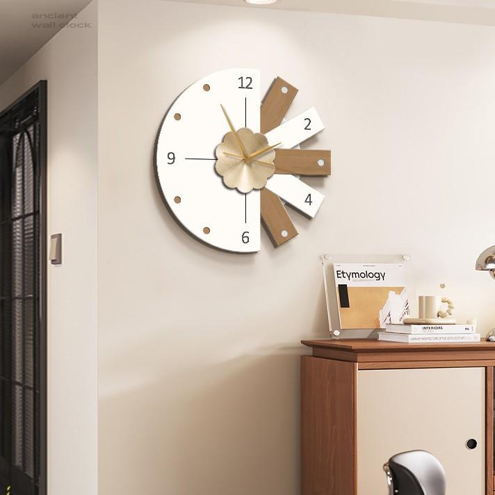 Living Room Creative Wall Clock Modern Light Luxury Clock New Style Clock Simple and Atmospheric Watch Wall Hanging Silent Home