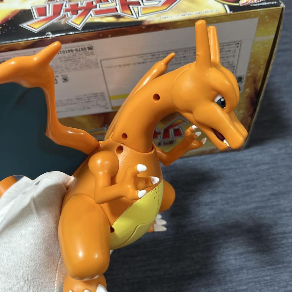 [USED] Pokemon Action Figure Charizard