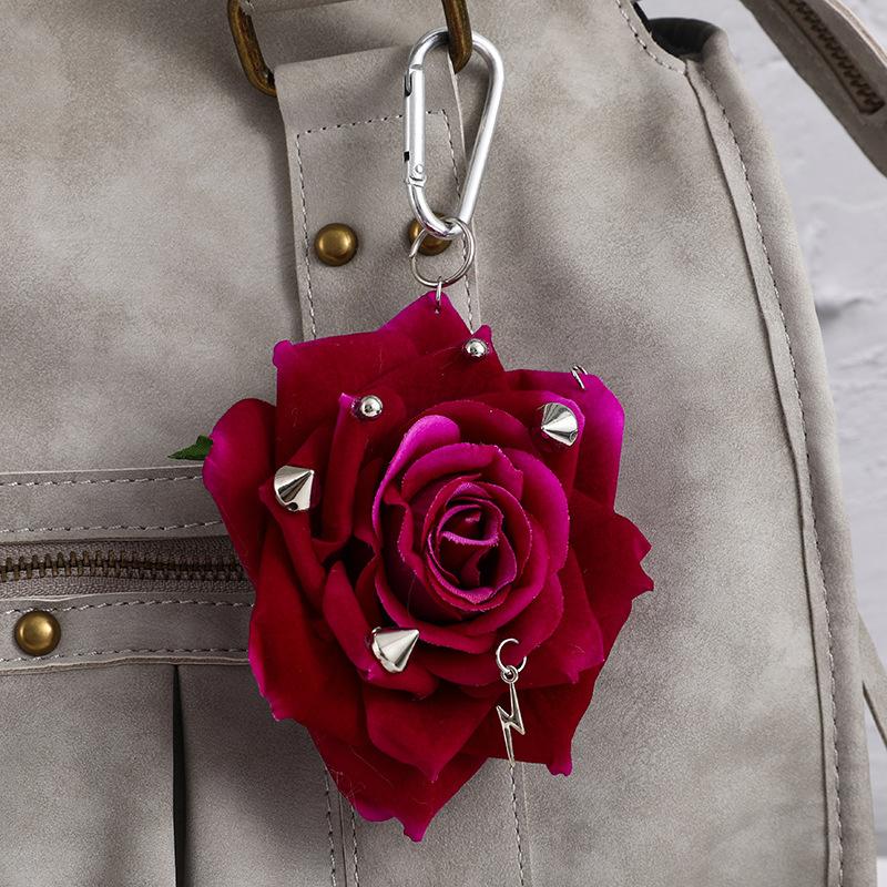 

Women Girls Keychain Chic Handicrafts Punk Style Artificial Flower Gift Bag Pendant Fashion Accessories 4 Colors темно-червоний колір