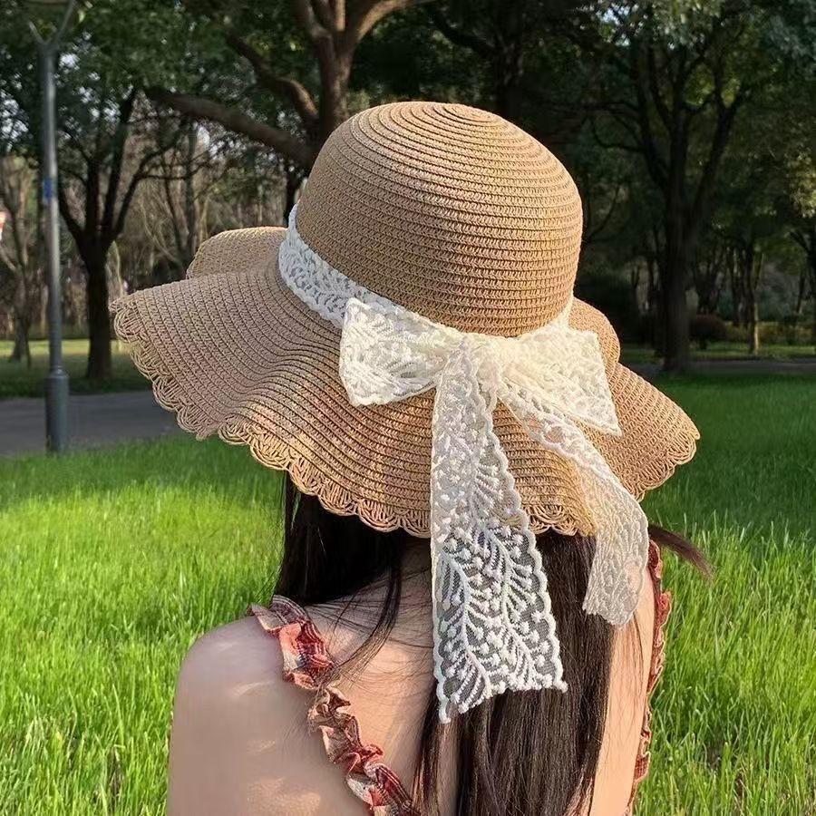Straw Hat With French Lace Bow And Wave Edge For Beach Sun Protection