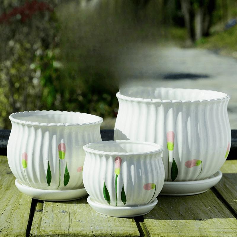 Simple Creative White V-Shape Ceramic Planter 3-Piece Set