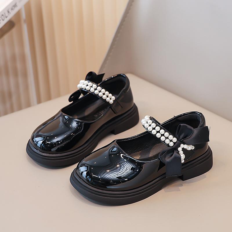 New Spring and Autumn Girls' Soft Sole Fashionable and Versatile Leather Shoes