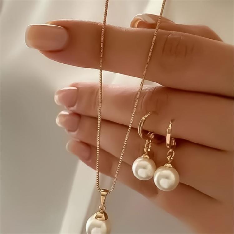 Pearls Jewelry Set Chain Necklace Women Office Wear Accessories Suitable for Business Meetings and Social Gatherings