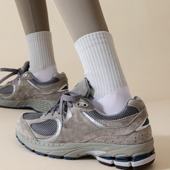 Women Sports Socks Sweat-Absorbent Breathable Yoga Socks Elastic Shock-Absorbing Athletic Socks for Running Fitness