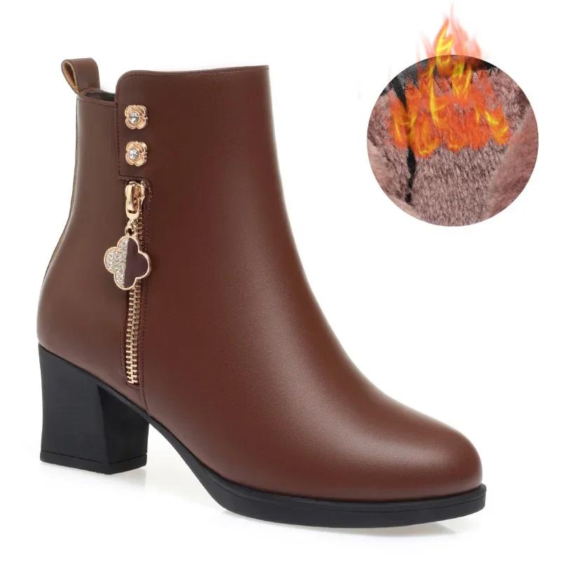 Fashion Women Leather Boots Genuine Leather Plush Boots Winter Warm Thick Heel Brand High-heeled Fashion Snow Boots Women Short Boots