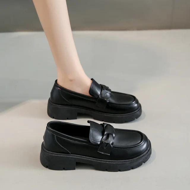 2025 Spring and Autumn New Women's Leather Shoes British Style Black Casual Leather Shoes Fashion Soft soled Single Shoes