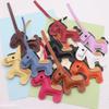 Pendentif Cheval Dessin Animé en Cuir: Accessoire Polyvalent pour Sac et Clés de Voiture