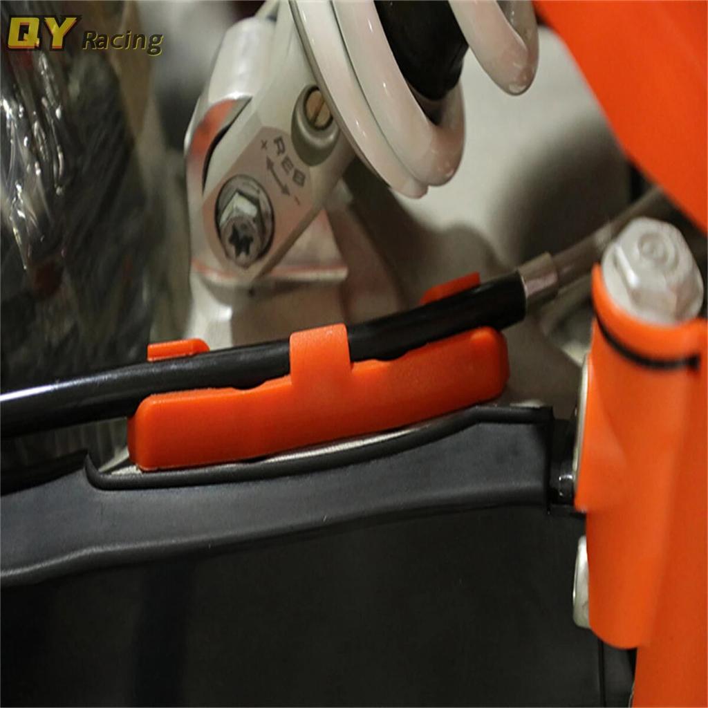 Motocross Plastic Brake Line Guide For KTM SX 125 SX-F 250 300 350 450 XC XC-F 690 SMC ENDURO ENDUROR 2008 2009 2010 2011-