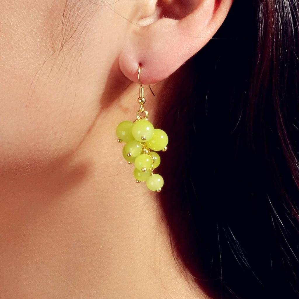 Boucles d'oreilles raisin vert Mori Small Fresh Niche Ear Hook Petites boucles d'oreilles fruits frais Boucles d'oreilles pour femmes