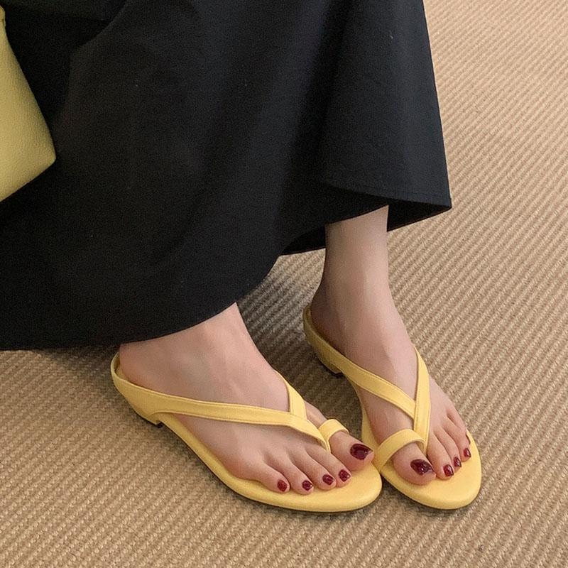 Mode Luxus Schuhe Niedriger Absatz Damen Hausschuhe Zehensandalen Schuhe Mode Runde Zehenpartie Damen Absatz-Hausschuhe Schuhe Damen Pantoletten Sandalen