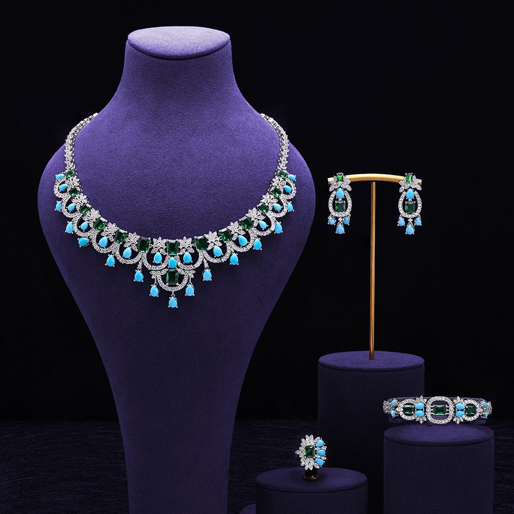 

Свадебные аксессуары Ожерелье Циркон Ювелирные изделия от кутюр Женское ожерелье Серьги Премиальный набор из 4 предметов зелёный
