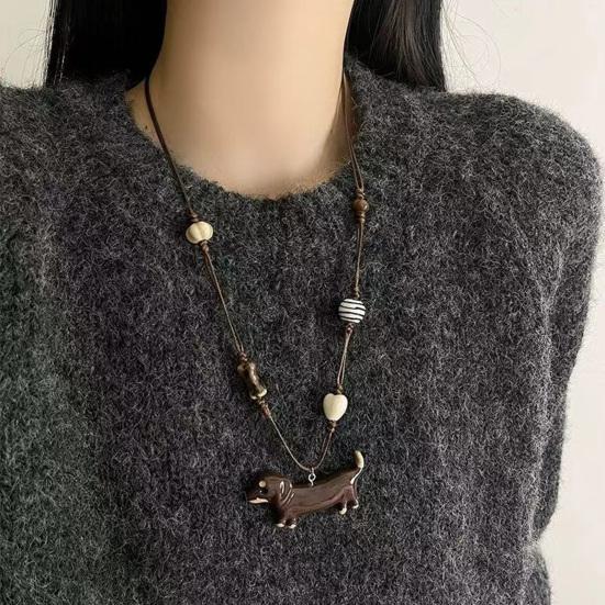 Naszyjnik z zawieszką jamnika ceramiczny mini pies urok naszyjnik dziewczęcy naszyjnik retro prezent dla miłośników psów urodziny rocznica