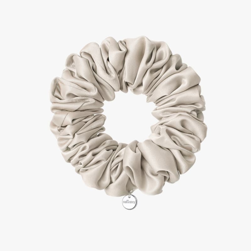 Mellotory Shirring Satin Scrunchie (ivory)