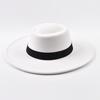 Britischer Stil Filz Fedora Hut Mode 9,5 cm breite Krempe Woll-Bowler Hut Kleid Hut Winter Kirche Jazzmützen chapeu feminino