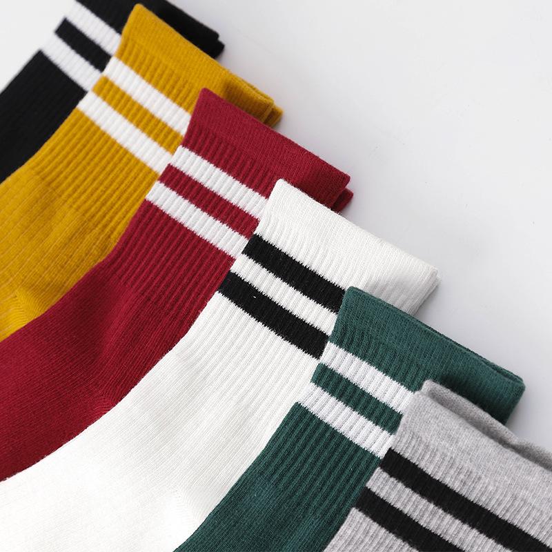 Women's Autumn and Winter Fashion Solid Color Stripes Sports Two Bars in The Tube Cotton Socks