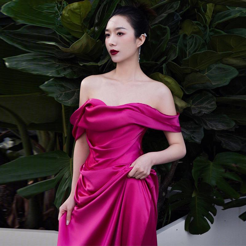 French rose red off-shoulder backless satin morning gown for banquets, weddings, engagements, brides, toasts, evening gowns, light wedding dresses