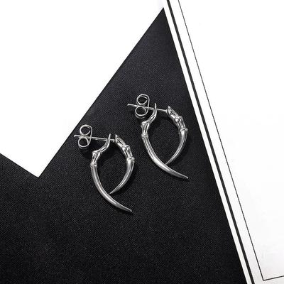 Fashion Street Stainless Steel Korean Style Ear Stud Man Ear Bone Earrings Claw Shape Ear Piercing