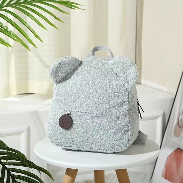 

Cute Bear Lambswool Backpack for Girls, Soft Plush Fleece Mini Daypack, Casual Lightweight Shoulder Bag for Kids Outdoor Travel Daily Use зелёный