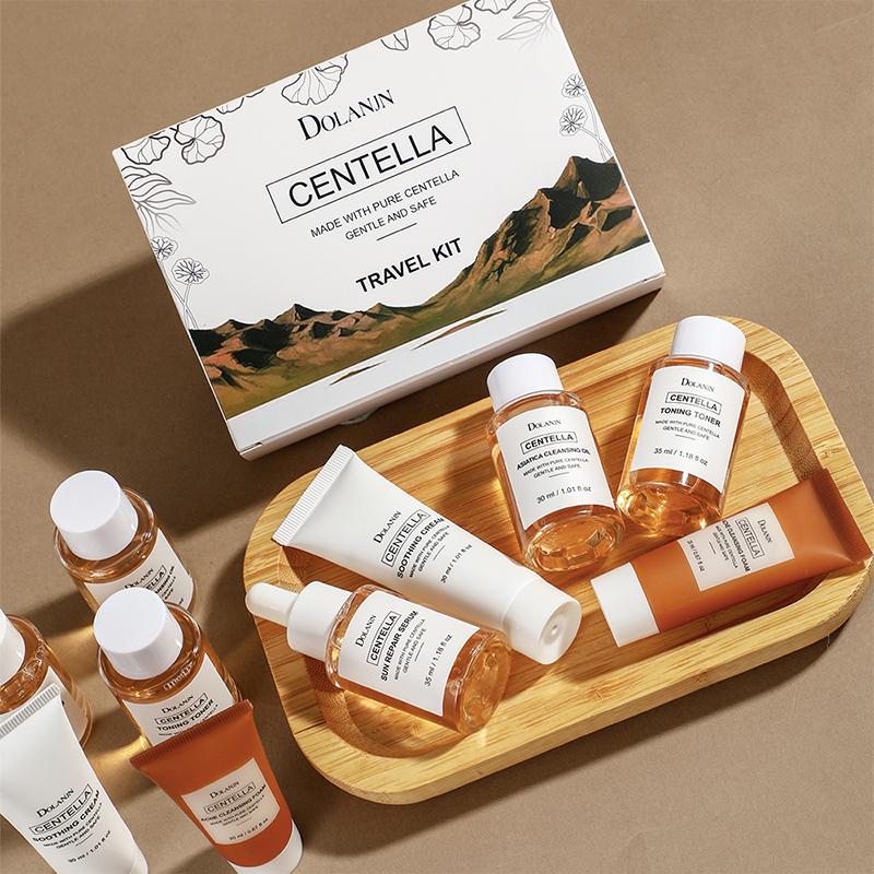 DOLANJN 5-teiliges Hautpflege-Set Centellasun: Sonnenschutz-Reparaturserum, Tonisierendes Gesichtswasser, Asiatica Reinigungsöl, Akne-Reinigungsschaum & Beruhigende Creme