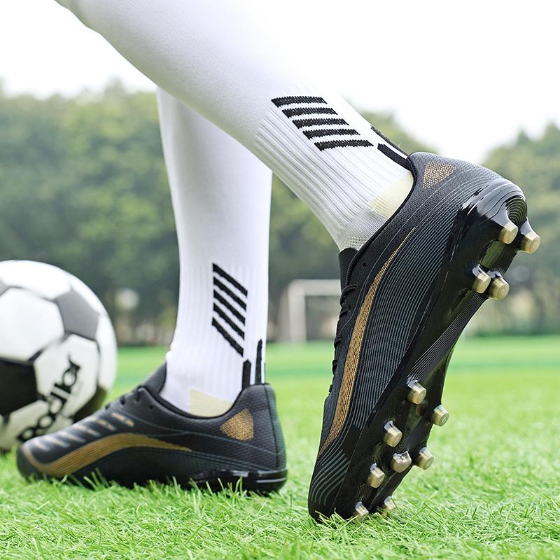Men Original Soccer Shoes Resistant Casual Non Slip Fast Male High Quality Long Spikes Football Boots Comfortable Football Shoes