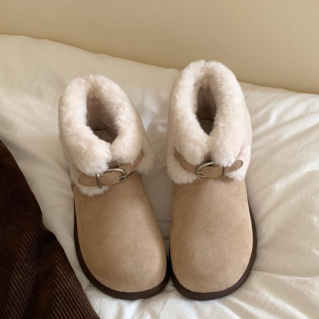 Small thick-soled snow boots women's winter 2025 new fashion casual versatile plush short boots velvet cotton shoes