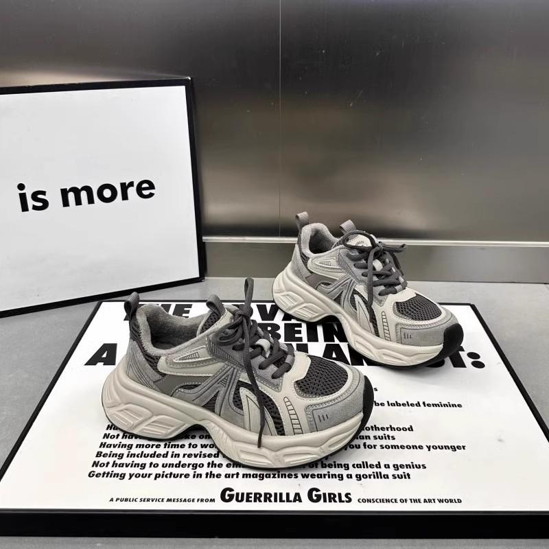 Paris Fashion Thick-soled Velvet Dad Shoes Women's 2025 New Height-increasing and Thin Retro Versatile Casual Sports Shoes